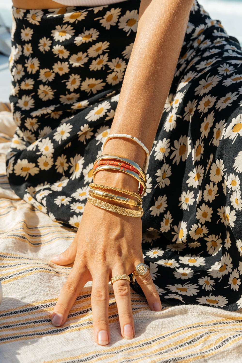 Coral color bracelet gold plated-abc