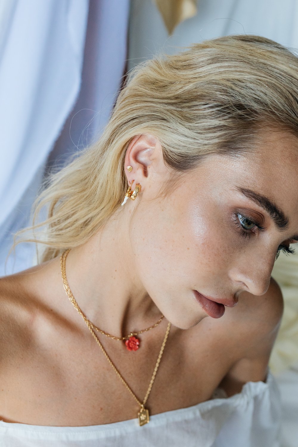 Chasing rainbows stud gold plated-abc