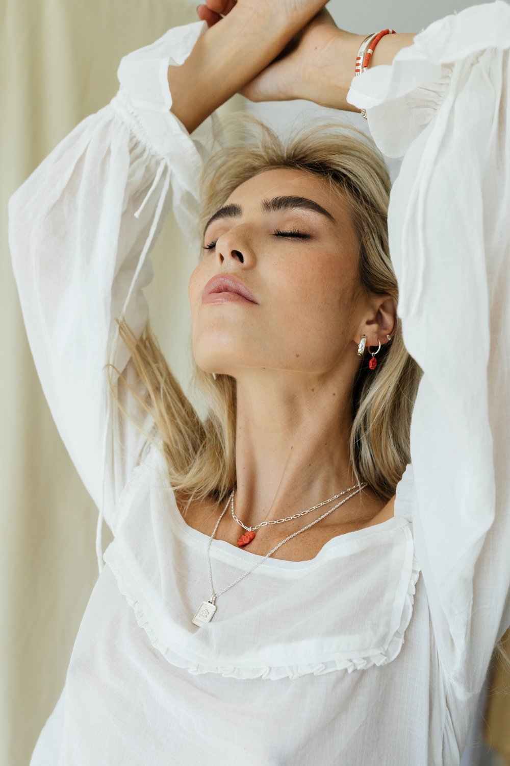 Coral color flower earring silver-abc