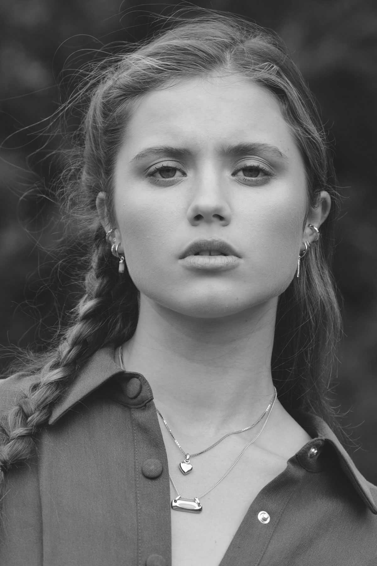 Iconic balance bar pendant silver-abc