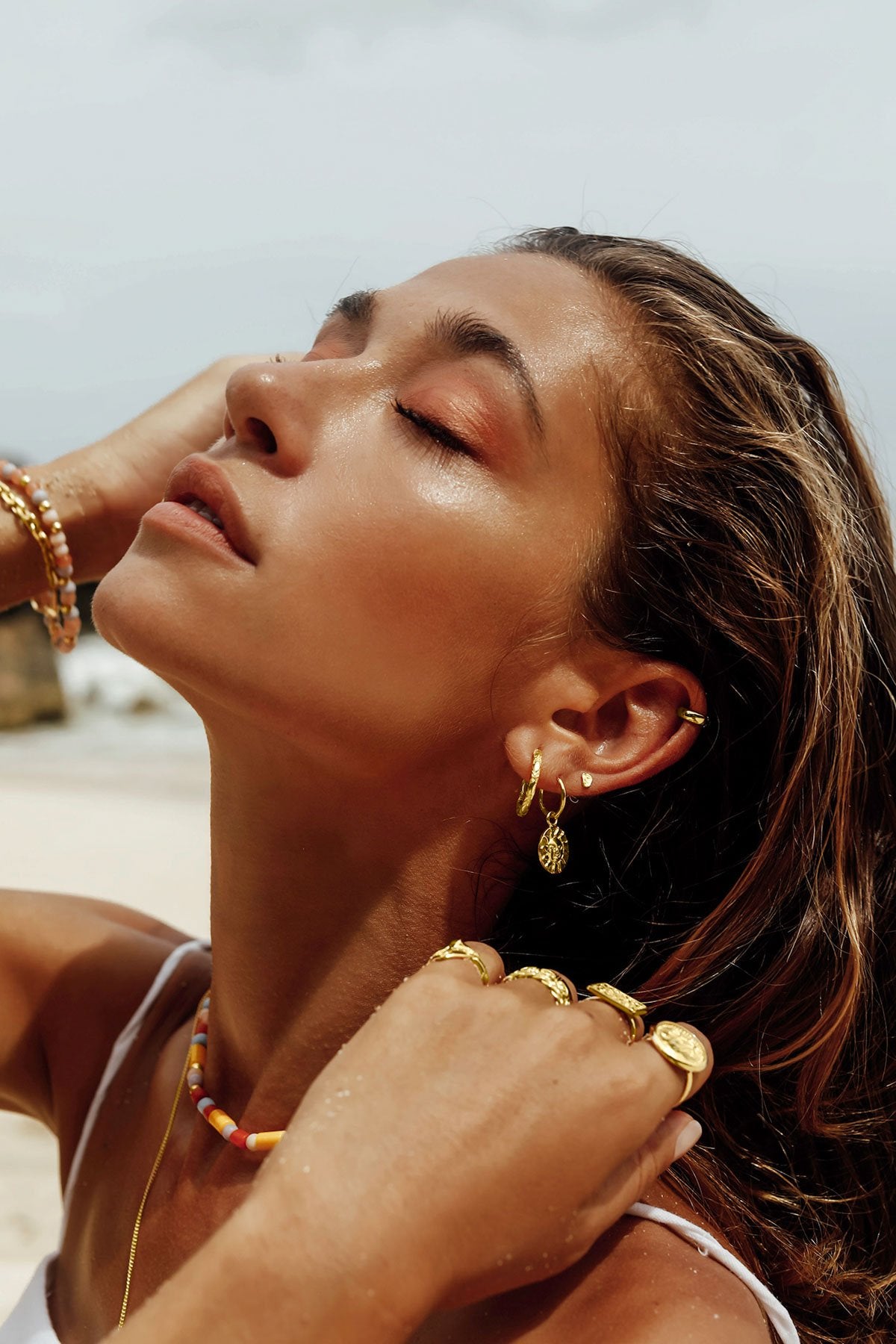 Classic huggie gold plated-abc