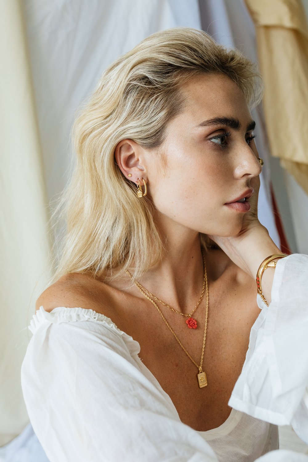 Coral color flower necklace pendant gold plated-abc