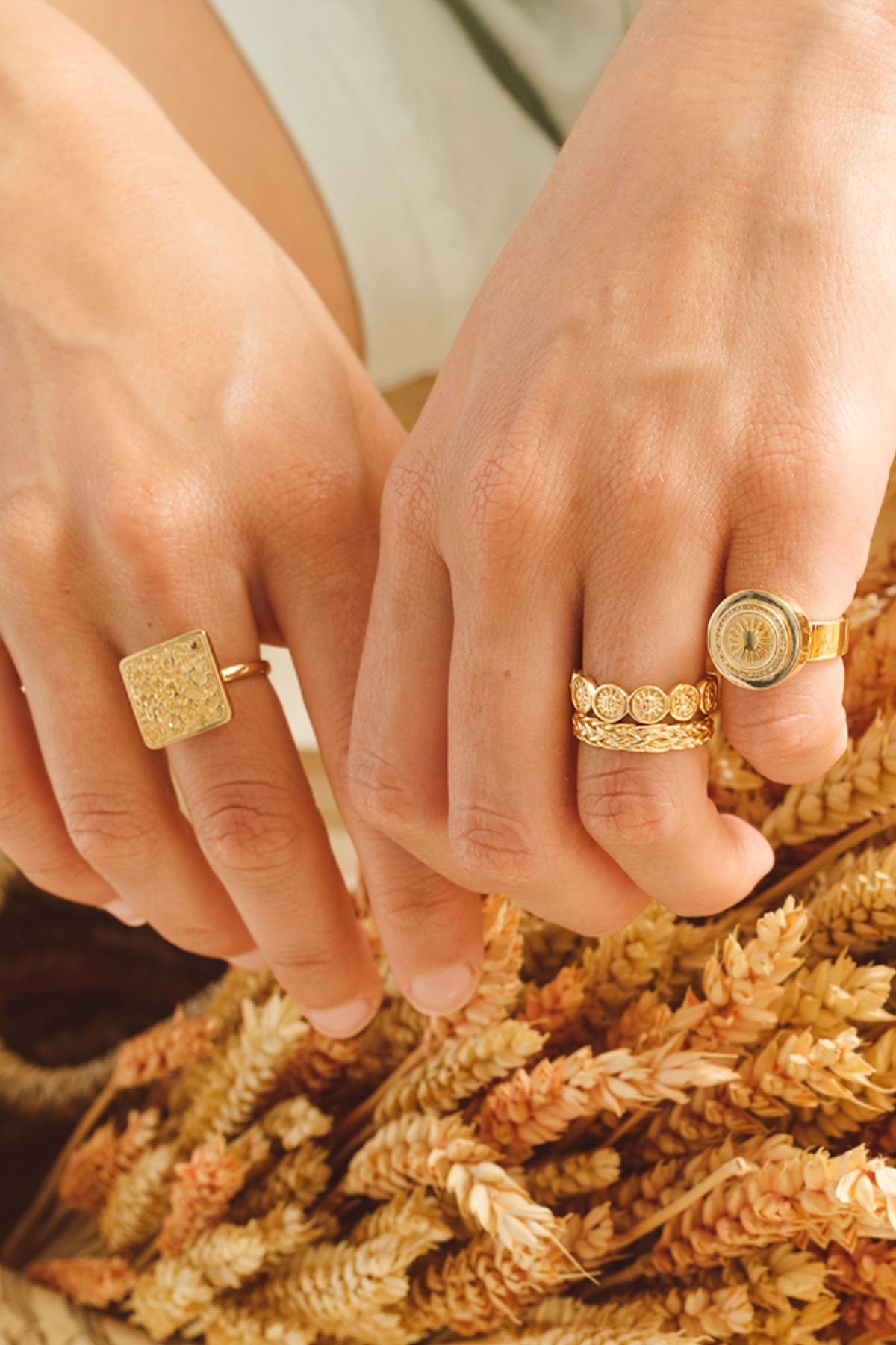 Rising sun pinky ring gold plated-Ring-wildthings_collectables-Gold plated-1 (US 3.5 / 14.5mm)--abc