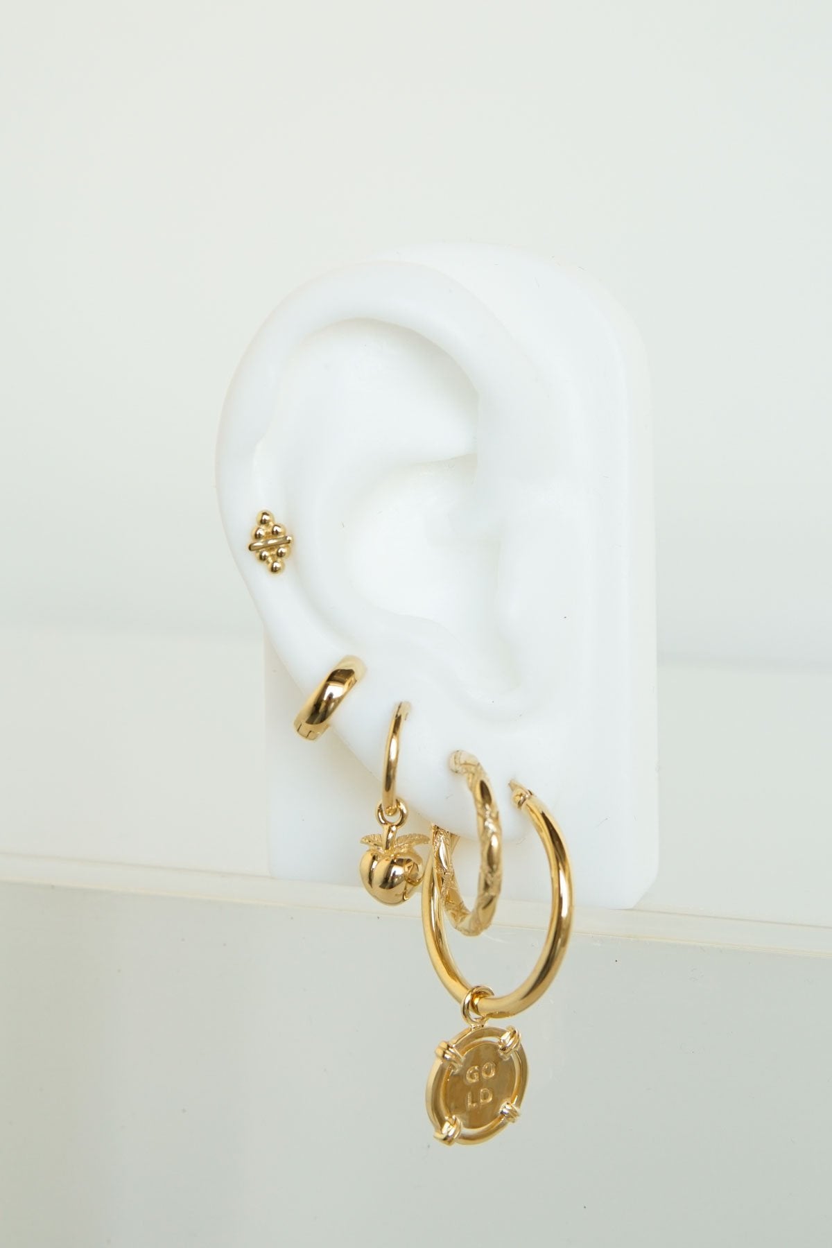 Classic huggie gold plated-abc