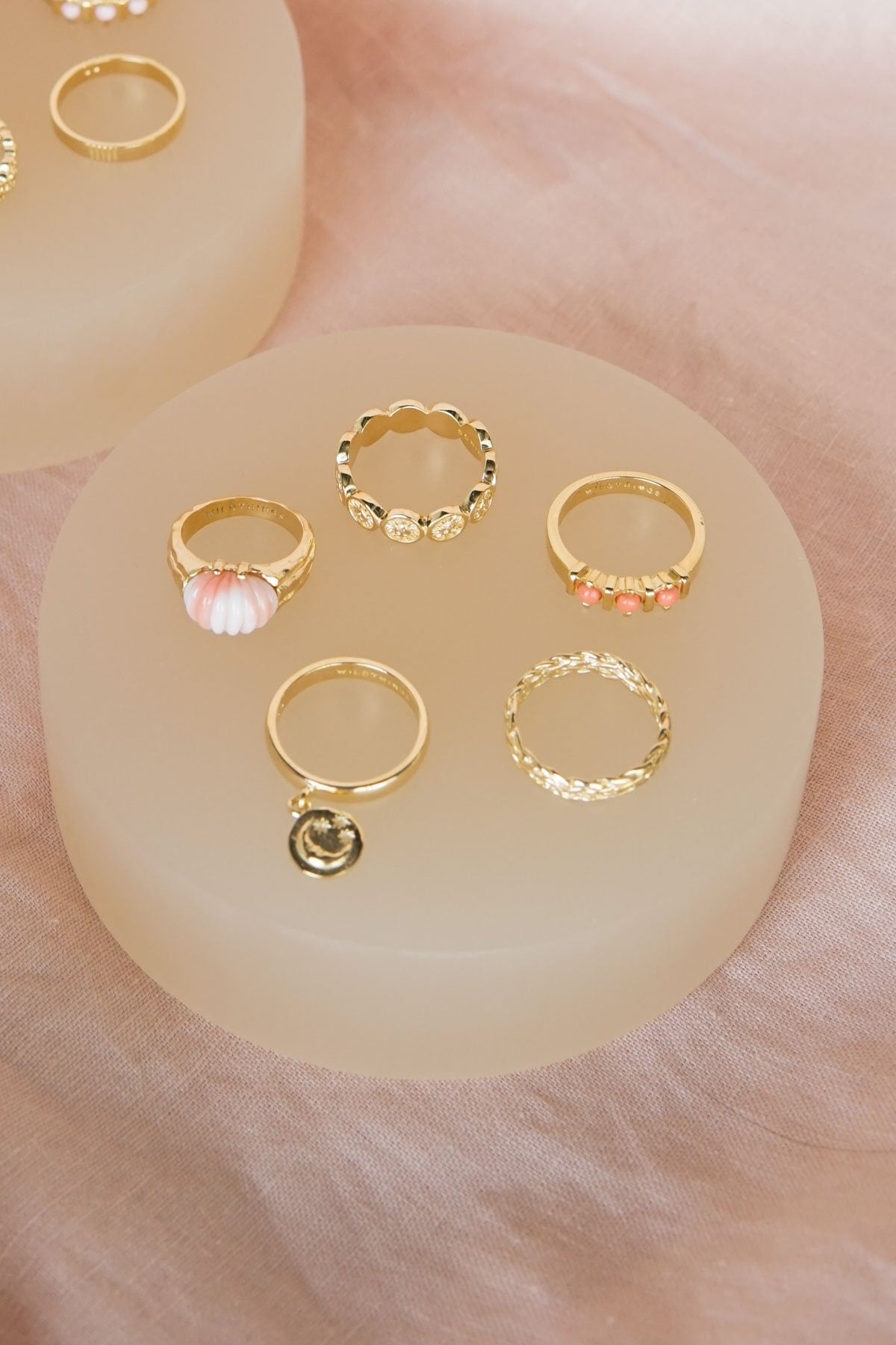 Vintage peach ring gold plated-Ring-wildthings_collectables-Gold plated-1 (US 6 / 16.5mm)--abc