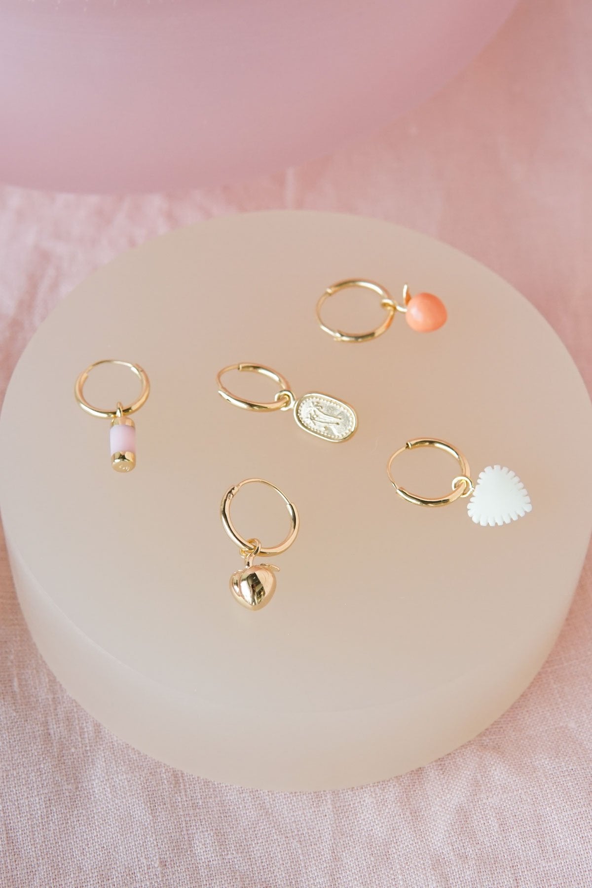 Vintage peach earring gold plated-Earring-wildthings_collectables-Gold plated---abc