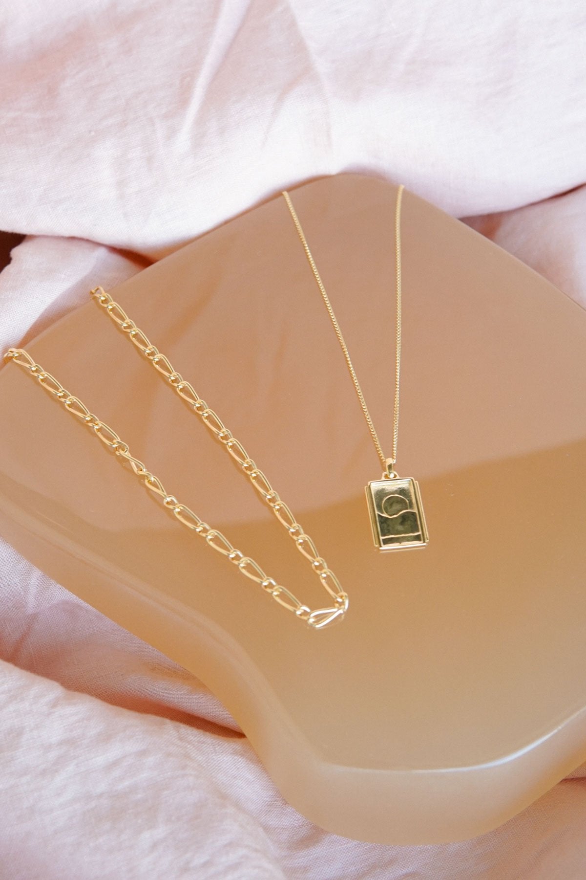 Sunset pendant gold plated-Pendant-wildthings_collectables-Pendant-Gold plated--abc