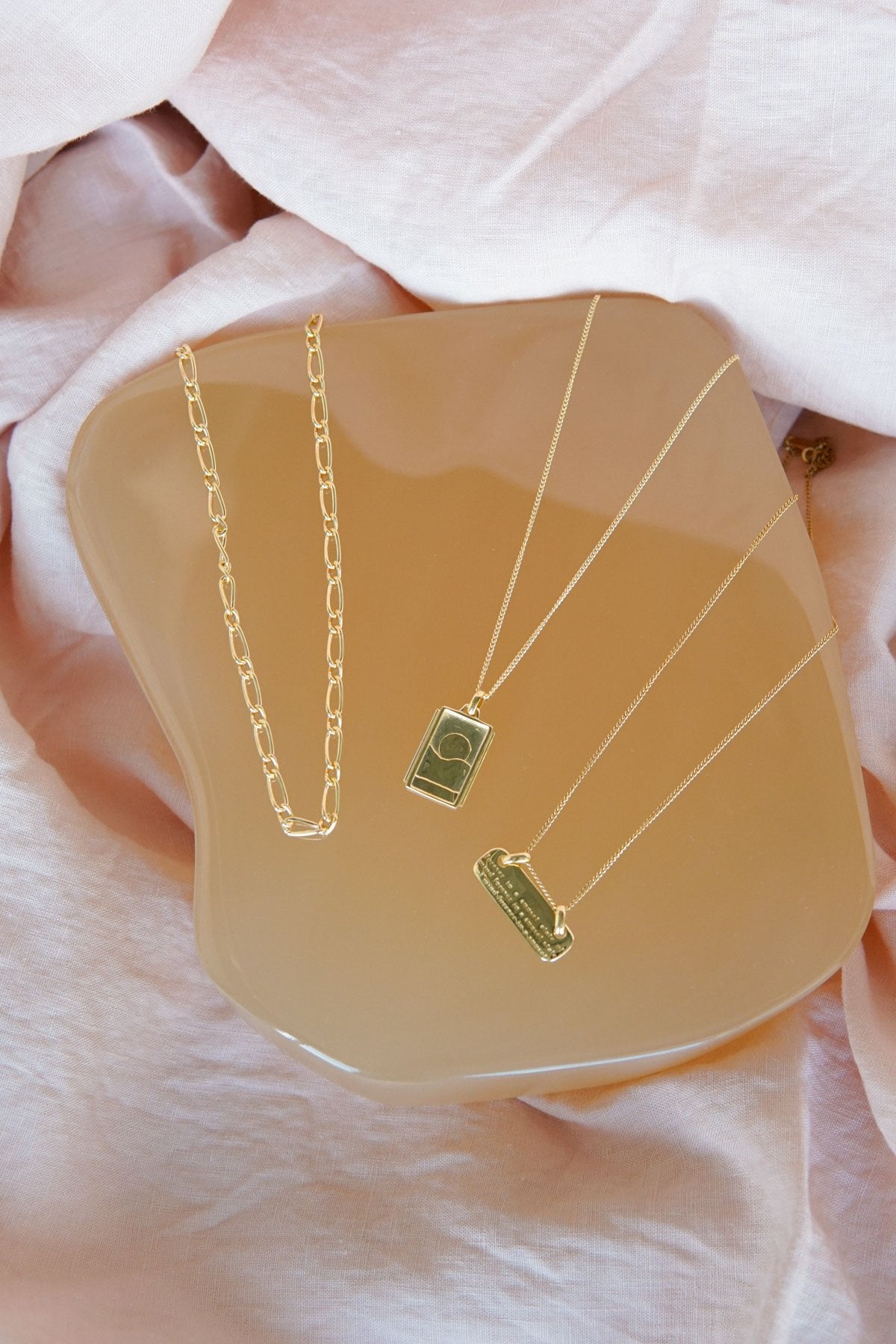 Mantra pendant gold plated-abc