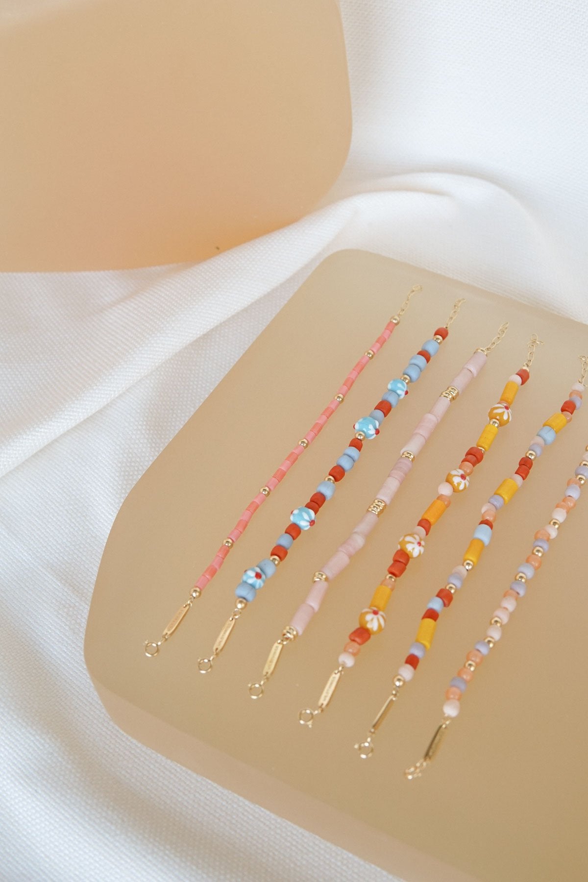 Rainbow bracelet gold plated-Bracelet-wildthings_collectables-Gold plated---abc