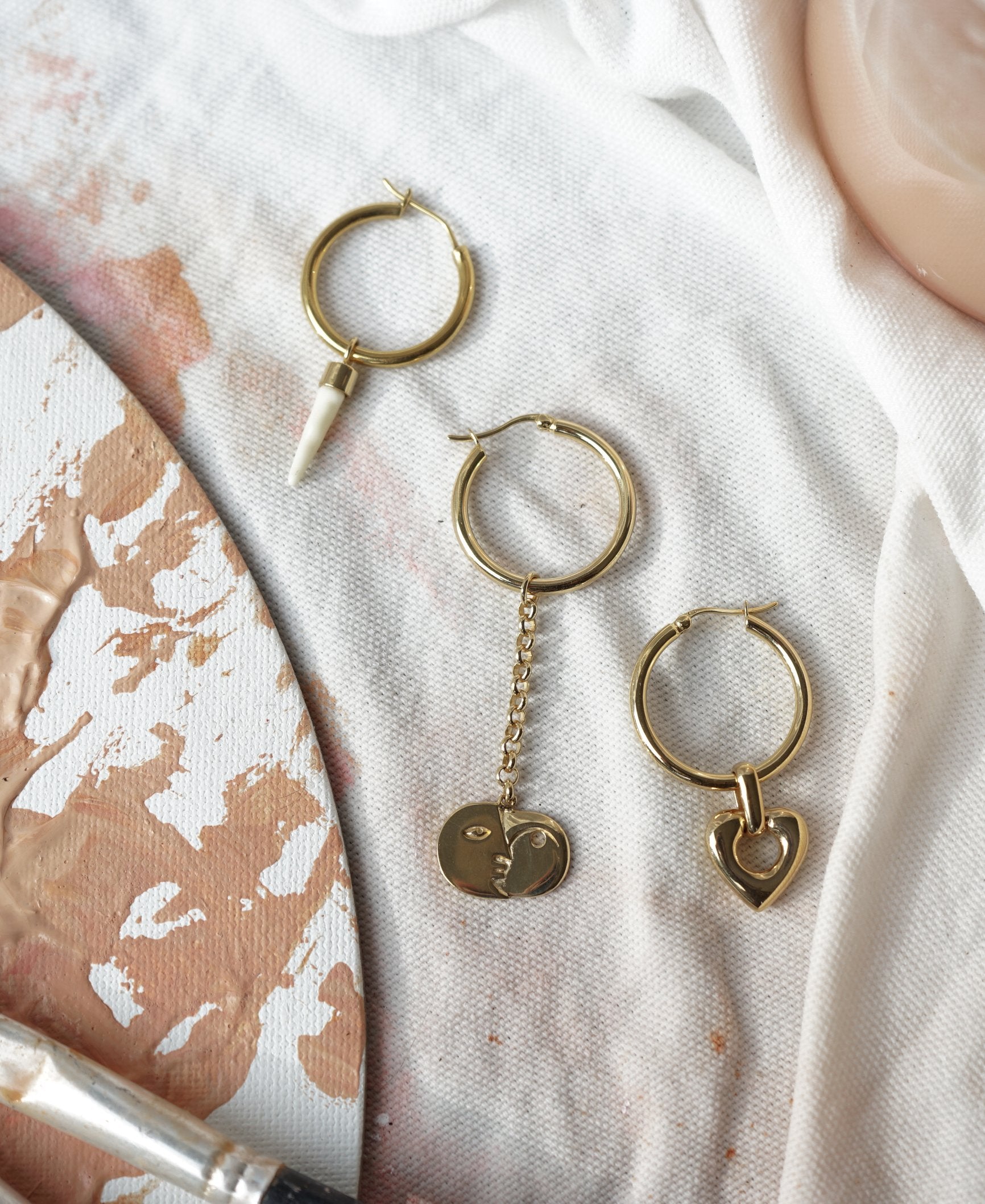 Sculpture earring charm gold plated-Earring-wildthings_collectables-Charm-Gold plated--abc