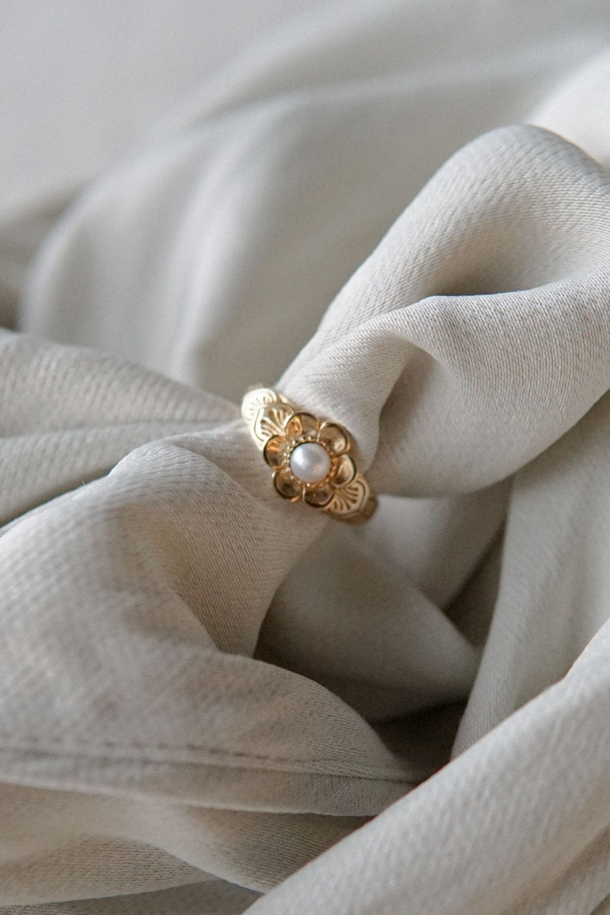 Fleur pinky ring gold plated-abc